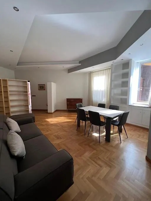 Ferienwohnung Centrale Piazza Bologna Rom Italien